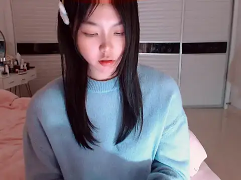 Snapshot of -Lucky_Girl chatting on 02/04/25, 08:56 -Lucky Girl online show from 02/04/25, 08:56