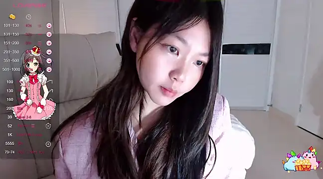 Snapshot of -Lucky_Girl chatting on 03/04/25, 11:40 -Lucky Girl online show from 03/04/25, 11:40