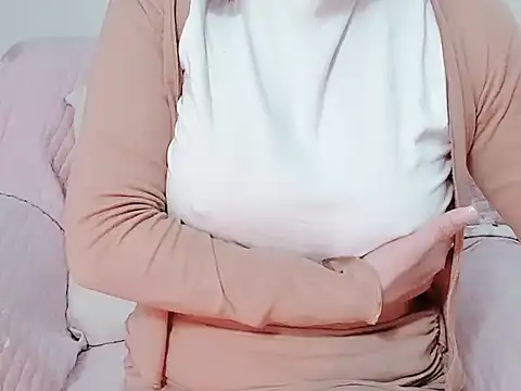 Bella Babi online show from 02/08/25, 05:08