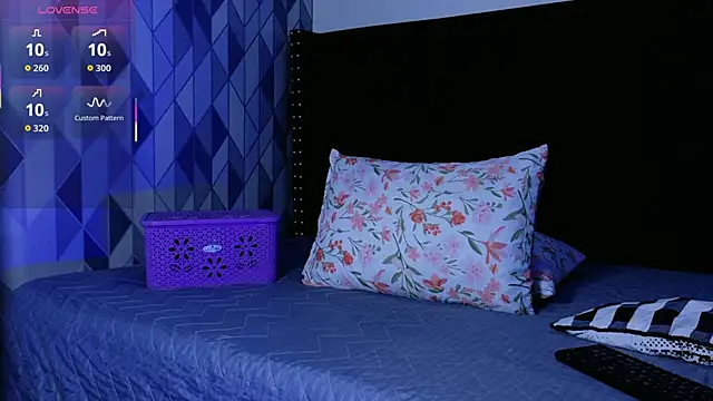 shybutdirtygirrll online show from 11/10/25, 07:13