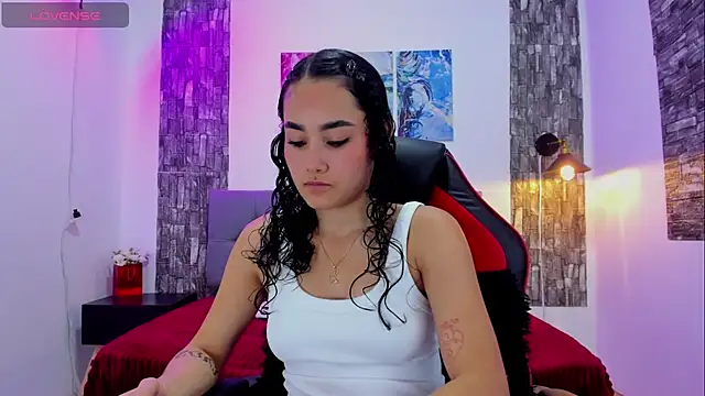 Snapshot of kathy1_sc chatting on 03/03/25, 01:42 kathy1 sc online show from 03/03/25, 01:42