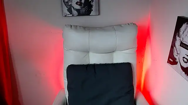 SamanthaRoldaan online show from 02/11/25, 01:20