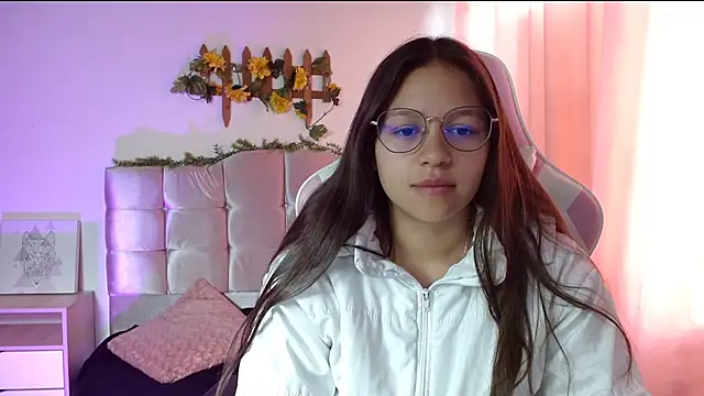 SamanthaRoldaan online show from 02/18/25, 03:43