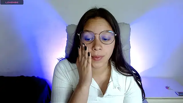 SamanthaRoldaan online show from 03/19/25, 07:38