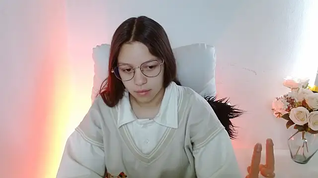 SamanthaRoldaan online show from 10/03/25, 04:15