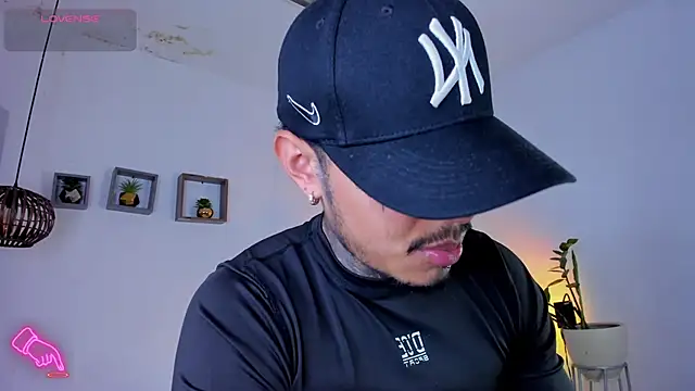 JordanSmiith  online show from 02/15/25, 08:11