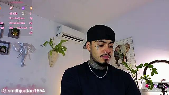 JordanSmiith  online show from 11/17/25, 08:14