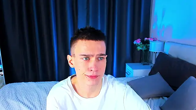 Kevin Kesi online show from 02/04/25, 03:36