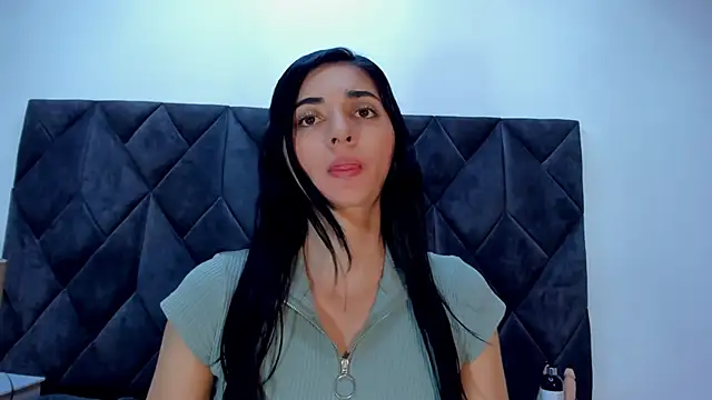 Linisprincehot69 online show from 02/09/25, 05:01