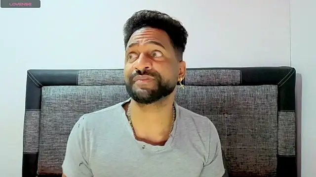 bbcblackhot34 online show from 11/08/25, 04:12