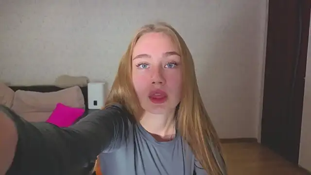 Snapshot of natali2550 chatting on 10/12/25, 02:16 natali2550 online show from 10/12/25, 02:16