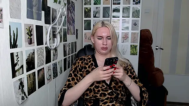 CapriScorpion online show from 10/29/25, 10:17