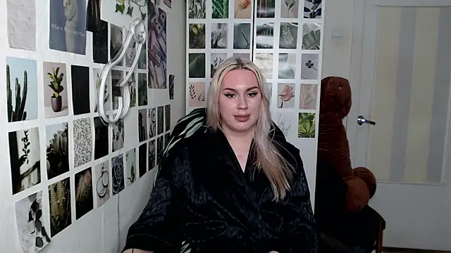 CapriScorpion online show from 11/02/25, 04:53