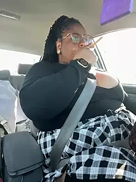 kweenxkarma online show from 03/21/25, 08:40