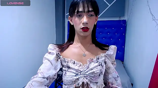 Snapshot of KatrinaQueen1 chatting on 10/21/25, 08:04 KatrinaQueen1 online show from 10/21/25, 08:04