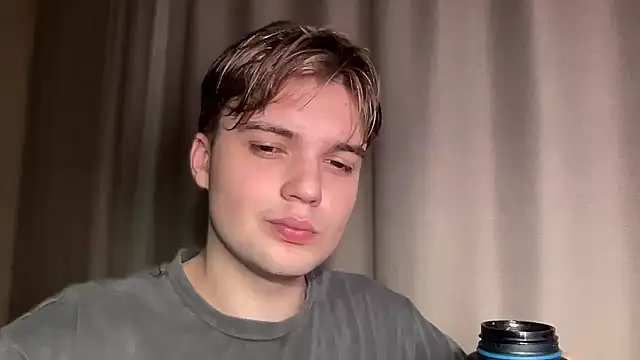 superfluboy  online show from 02/24/25, 07:09