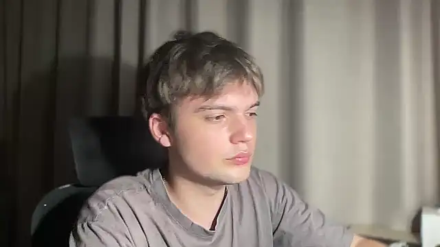 superfluboy  online show from 09/10/25, 04:07