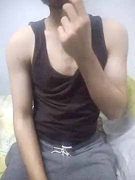Snapshot of Arabian-B chatting on 12/14/24, 04:31 Arabian-B online show from 12/14/24, 04:31