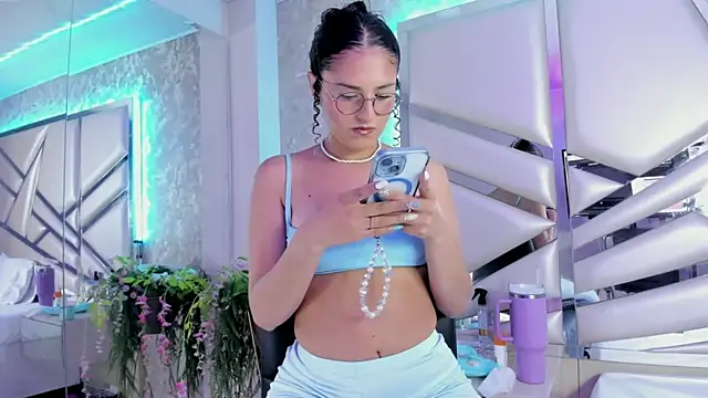 Miia002 online show from 01/25/25, 04:23