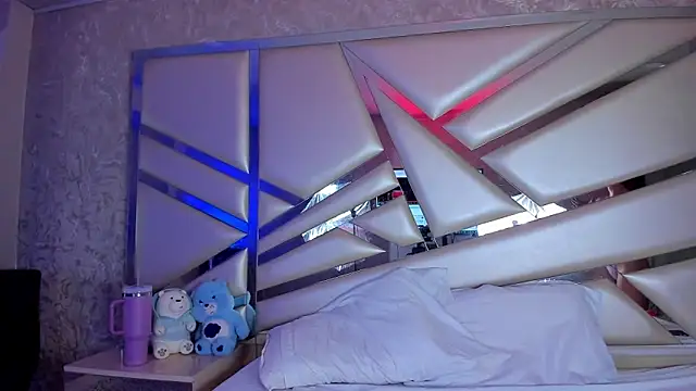 Miia002 online show from 11/05/25, 03:17