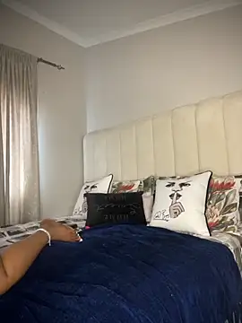 Snapshot of Bustygoddess32 chatting on 11/01/25, 12:29 Bustygoddess32 online show from 11/01/25, 12:29