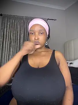 Snapshot of Bustygoddess32 chatting on 11/05/25, 01:49 Bustygoddess32 online show from 11/05/25, 01:49