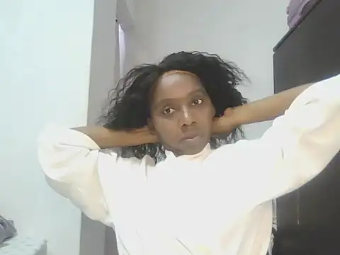 Sexxybella27 online show from 11/03/25, 07:04