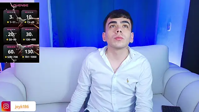 Snapshot of Jey_keler1 chatting on 11/16/25, 10:04 Jey keler1 online show from 11/16/25, 10:04