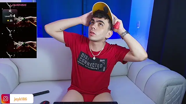 Snapshot of Jey_keler1 chatting on 11/19/25, 01:05 Jey keler1 online show from 11/19/25, 01:05