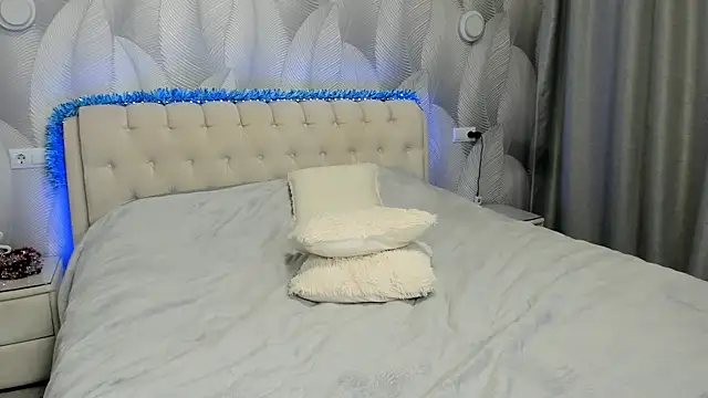 amanda   grey online show from 12/29/24, 10:36