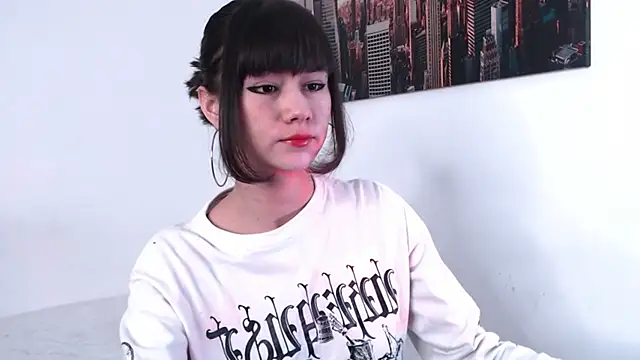 Snapshot of Raven__Blod chatting on 11/06/25, 02:01 Raven Blod online show from 11/06/25, 02:01