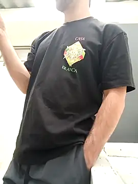 sebasxx97 online show from 01/17/25, 01:13