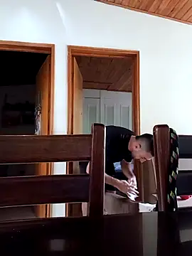 sebasxx97 online show from 02/04/25, 01:38