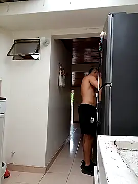 sebasxx97 online show from 02/07/25, 07:38