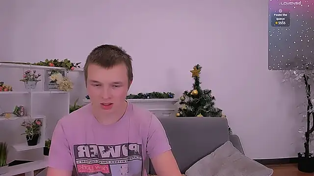 Snapshot of _Olli__Stiw_ chatting on 12/09/24, 08:12 Olli Stiw online show from 12/09/24, 08:12