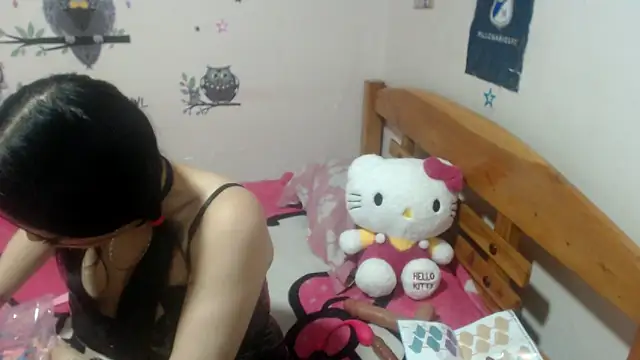 montthbluee online show from 11/25/25, 01:05