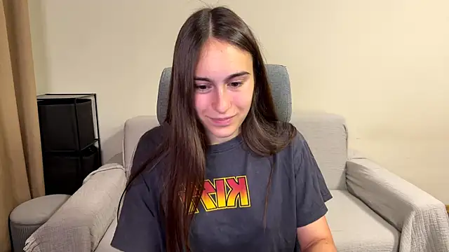 Snapshot of AliceKolltt chatting on 09/27/25, 07:41 AliceKolltt online show from 09/27/25, 07:41