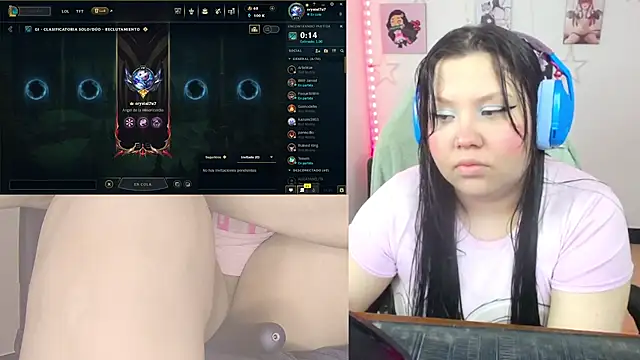 crystal7u7 online show from 11/17/25, 04:13