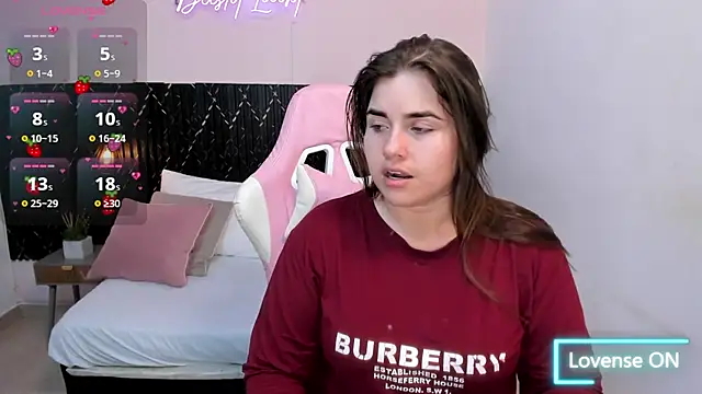 Aabby lee online show from 11/17/25, 08:03