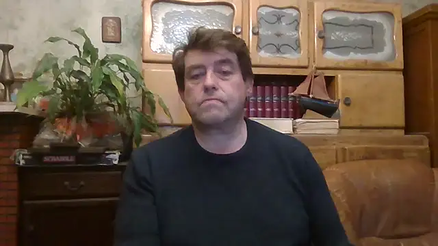Snapshot of sympatrique chatting on 12/11/24, 09:23 sympatrique online show from 12/11/24, 09:23
