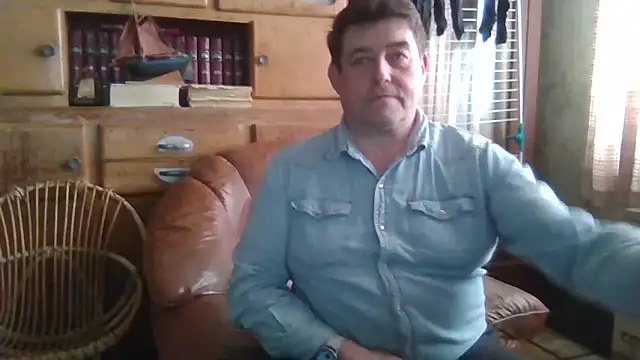 Snapshot of sympatrique chatting on 01/27/25, 11:54 sympatrique online show from 01/27/25, 11:54
