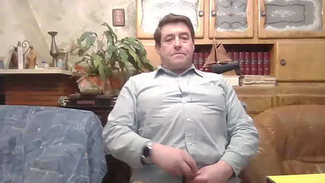 Snapshot of sympatrique chatting on 02/19/25, 05:49 sympatrique online show from 02/19/25, 05:49
