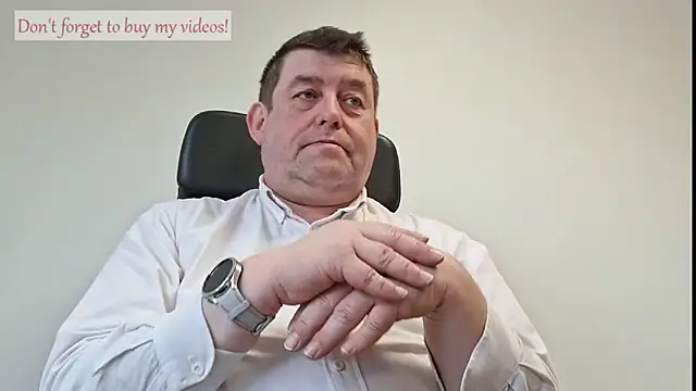 Snapshot of sympatrique chatting on 11/20/25, 01:55 sympatrique online show from 11/20/25, 01:55