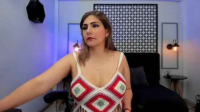 Melanie silver  online show from 11/05/25, 09:15