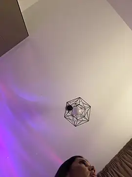 babyyboomm online show from 10/27/25, 01:09