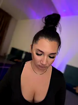 babyyboomm online show from 11/18/25, 02:28