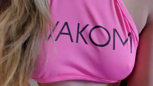 Snapshot of _Emma_Valka chatting on 10/30/25, 03:24 Emma Valka online show from 10/30/25, 03:24