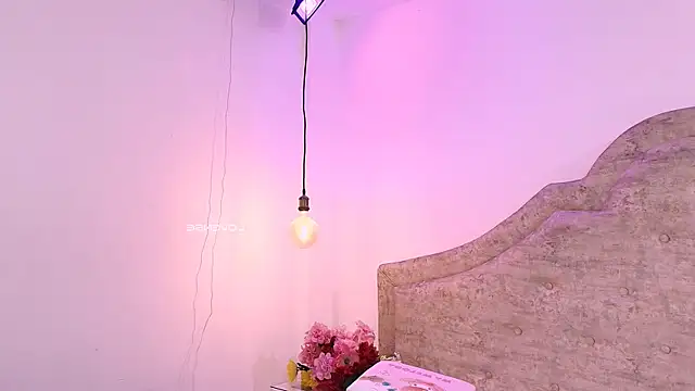Snapshot of Purplee_Baby chatting on 12/06/24, 02:35 Purplee Baby online show from 12/06/24, 02:35