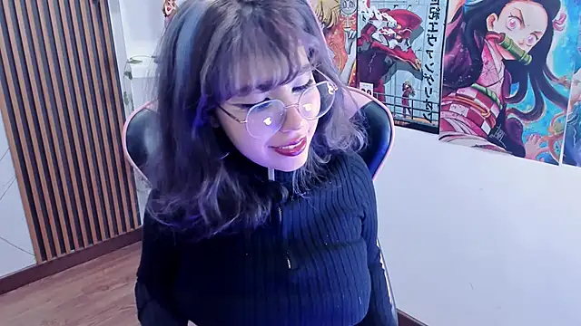 Snapshot of Purplee_Baby chatting on 01/25/25, 12:06 Purplee Baby online show from 01/25/25, 12:06