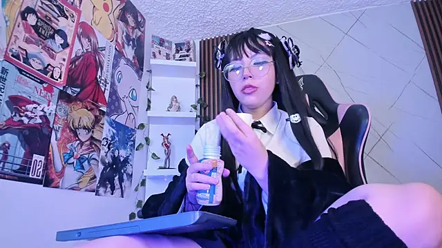 Snapshot of Purplee_Baby chatting on 02/11/25, 11:12 Purplee Baby online show from 02/11/25, 11:12